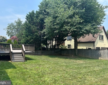 8406 Woodford Court - Photo Thumbnail 45