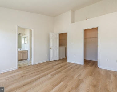 2456 Covered Wagon Court - Photo Thumbnail 13