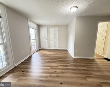 7889 Main Street - Photo Thumbnail 5