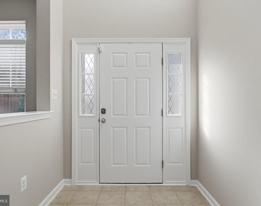 300 Kintyre Lane - Photo Thumbnail 3