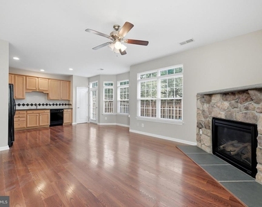 300 Kintyre Lane - Photo Thumbnail 5