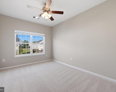 300 Kintyre Lane - Photo Thumbnail 22