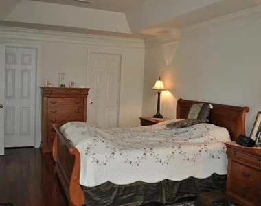 10084 Daniels Run Way - Photo Thumbnail 14