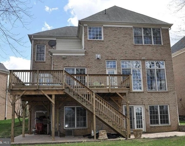 10084 Daniels Run Way - Photo Thumbnail 21