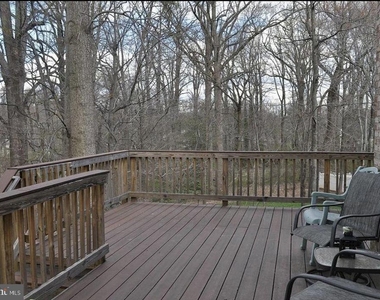 10084 Daniels Run Way - Photo Thumbnail 22
