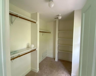 218 W Main Street - Photo Thumbnail 16