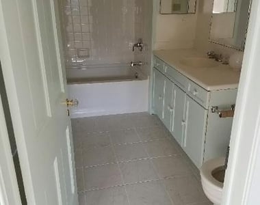 218 W Main Street - Photo Thumbnail 39