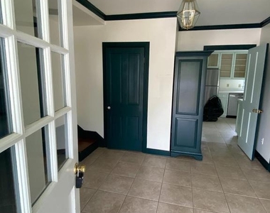 218 W Main Street - Photo Thumbnail 1