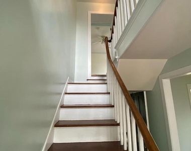 218 W Main Street - Photo Thumbnail 11