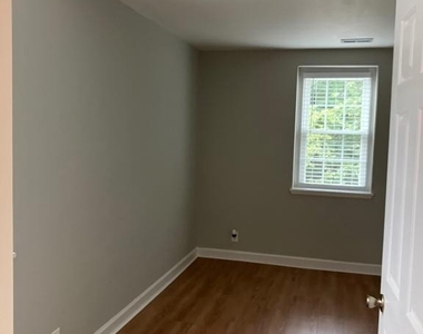 2980 S Columbus Street - Photo Thumbnail 18