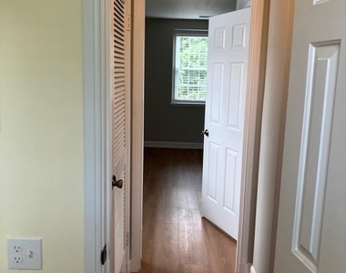2980 S Columbus Street - Photo Thumbnail 29