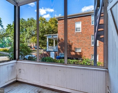 300 Commonwealth Avenue - Photo Thumbnail 16