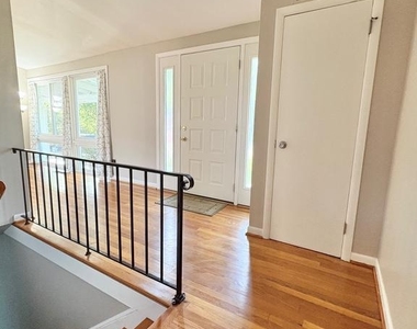 5628 Fillmore Avenue - Photo Thumbnail 6