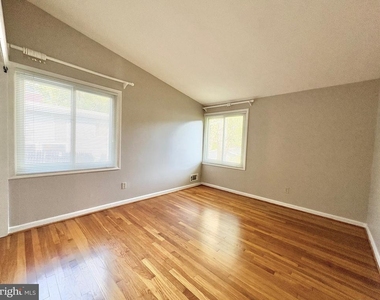 5628 Fillmore Avenue - Photo Thumbnail 16