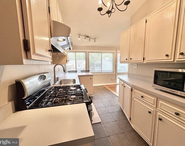 5628 Fillmore Avenue - Photo Thumbnail 13
