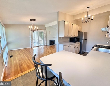 5628 Fillmore Avenue - Photo Thumbnail 2