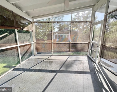 5628 Fillmore Avenue - Photo Thumbnail 33
