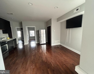 723 Sansom Street - Photo Thumbnail 1