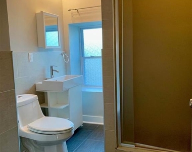 723 Sansom Street - Photo Thumbnail 7