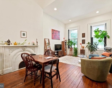 1510 Green Street - Photo Thumbnail 2