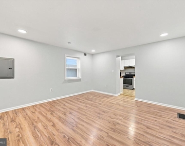 934 New Market Street - Photo Thumbnail 4