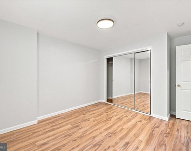 934 New Market Street - Photo Thumbnail 9