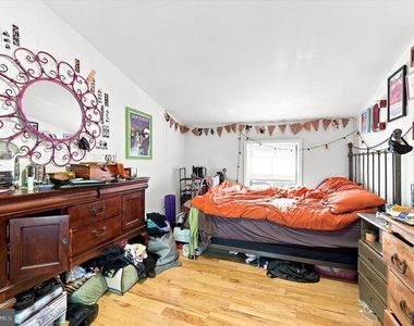 934 New Market Street - Photo Thumbnail 11