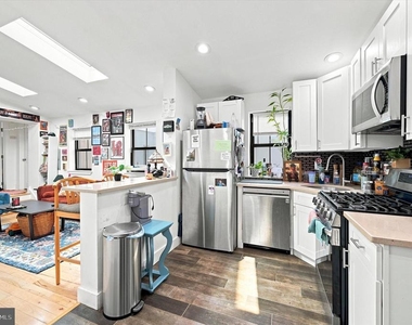 934 New Market Street - Photo Thumbnail 7