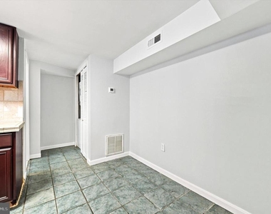934 New Market Street - Photo Thumbnail 7