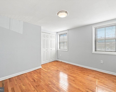 934 New Market Street - Photo Thumbnail 10