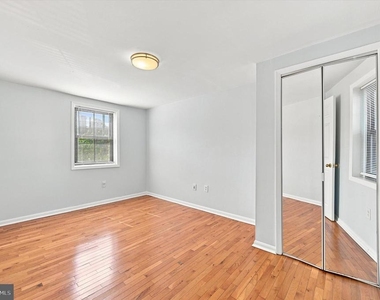 934 New Market Street - Photo Thumbnail 12