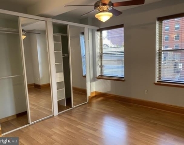 1737 Chestnut Street - Photo Thumbnail 9