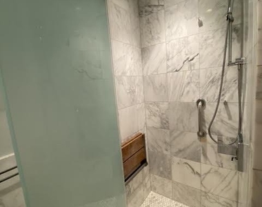 1737 Chestnut Street - Photo Thumbnail 11