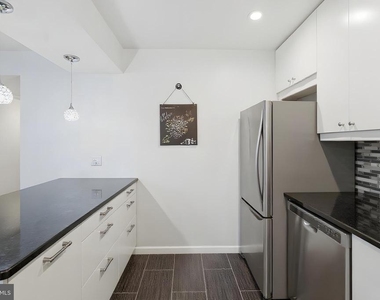 514 S 12th Street - Photo Thumbnail 4