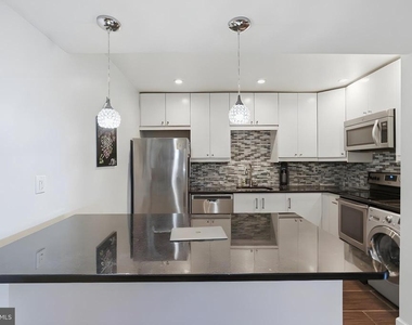 514 S 12th Street - Photo Thumbnail 3