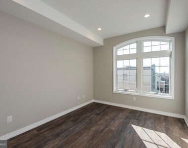 1340 S 13th Street - Photo Thumbnail 14