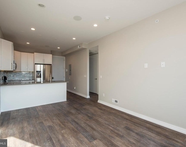 1340 S 13th Street - Photo Thumbnail 11