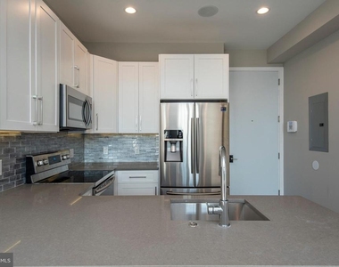 1340 S 13th Street - Photo Thumbnail 1