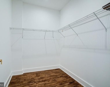3038 Salmon Street - Photo Thumbnail 27