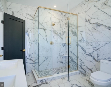 3038 Salmon Street - Photo Thumbnail 31