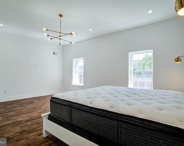 3038 Salmon Street - Photo Thumbnail 21