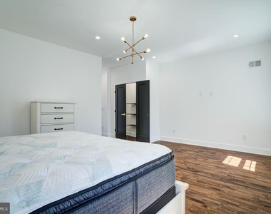 3038 Salmon Street - Photo Thumbnail 25