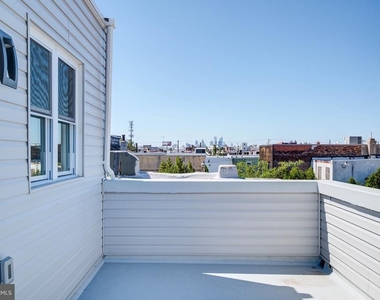 3038 Salmon Street - Photo Thumbnail 39