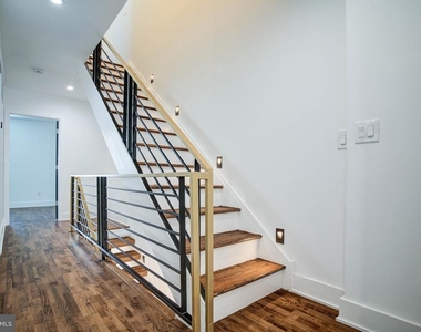 3038 Salmon Street - Photo Thumbnail 23