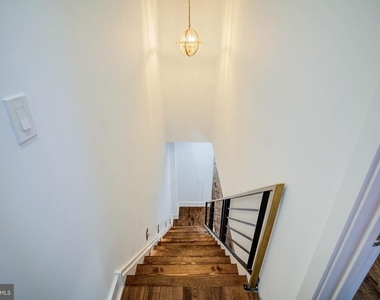 3038 Salmon Street - Photo Thumbnail 24