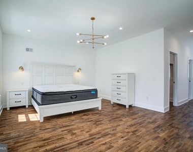 3038 Salmon Street - Photo Thumbnail 26