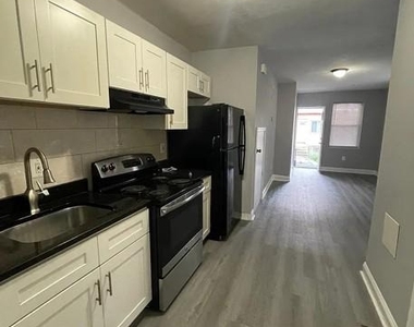 5633 Malcolm Street - Photo Thumbnail 4