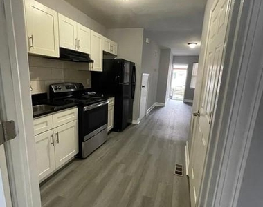 5633 Malcolm Street - Photo Thumbnail 1