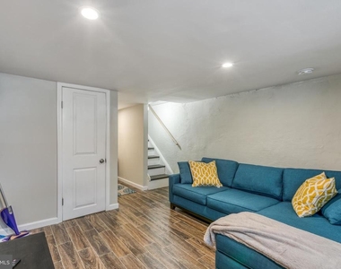 2017 Pierce Street - Photo Thumbnail 12