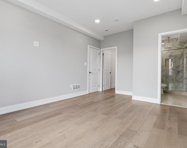 1111 S 24th Street - Photo Thumbnail 10